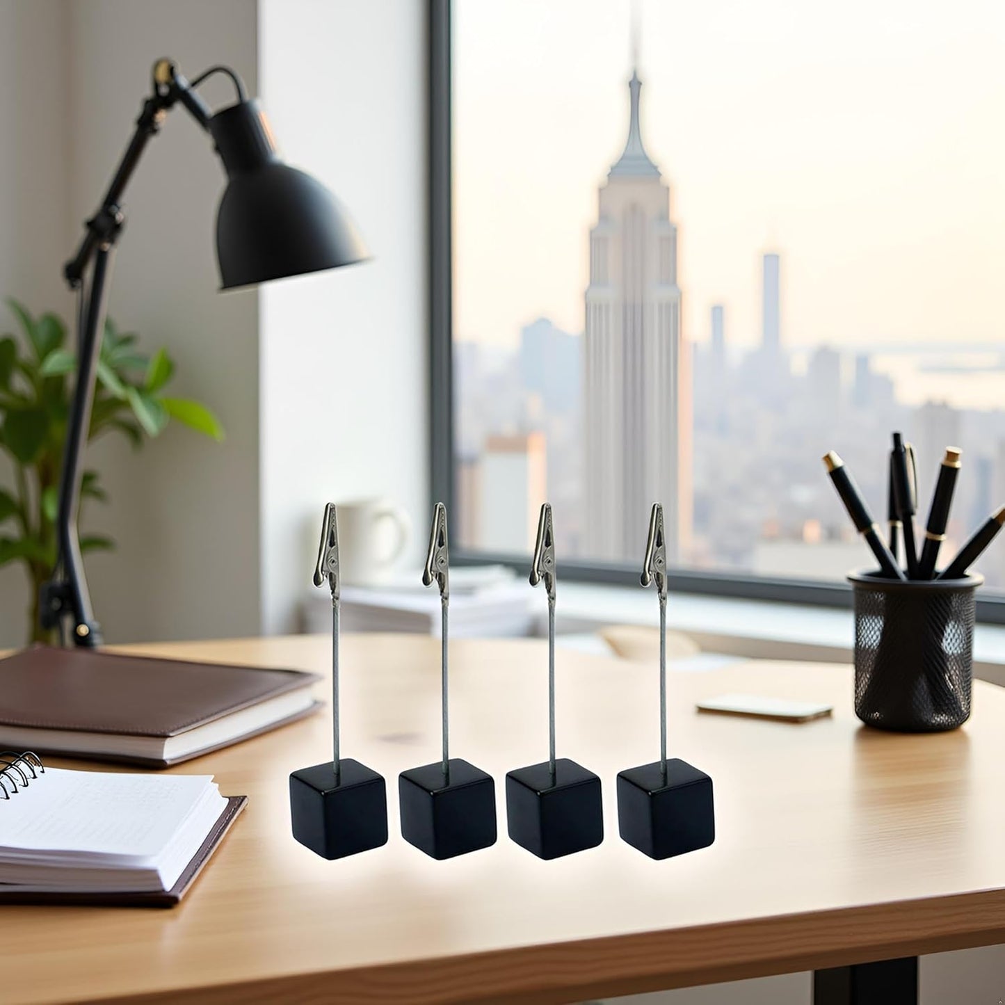 Cube - Based Clip Holder: A Blend of Stability and Versatility for Display Needs